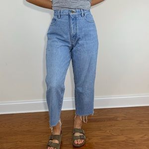 Eddie Bauer Cropped Jeans